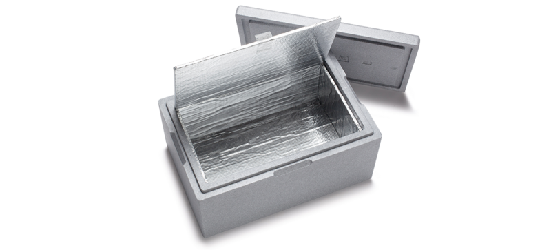 Une boîte isolante grise avec film isolant